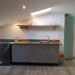 Pod Krokodylem Alojamento de Acomodação e Pequeno-almoço 3*