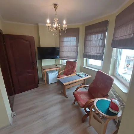 Pod Krokodylem Bed & Breakfast