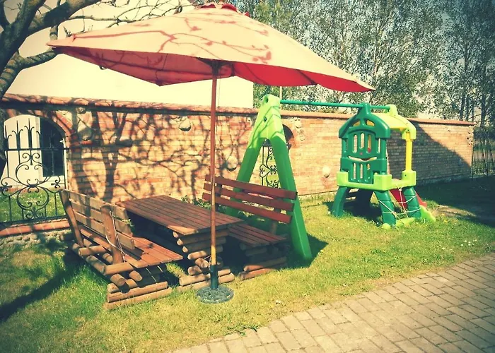 Pod Krokodylem Nocleg ze śniadaniem 3*